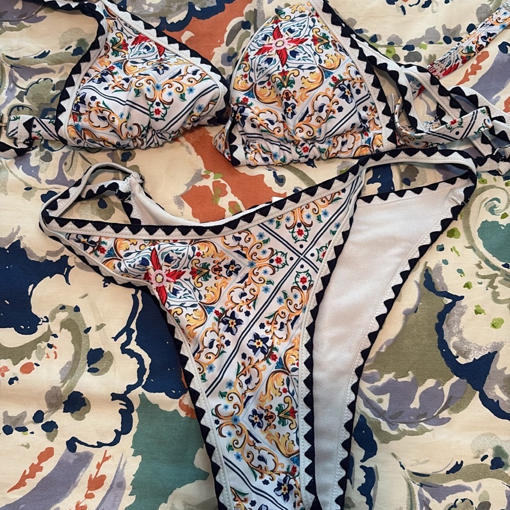 White Floral Mosaic Trim Bikini Set - Women Intimates & Sleepwear